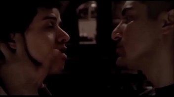 Gay Love Scenes From The Movie Elliot Loves | gaylavida.com