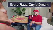 BANGBROS - Peter Green ofrece pizza con salchicha extra a la rubia Macy Meadows