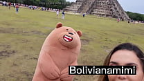 Sem calcinha no Chichen Itza México ... recebi presentes por mostrar minha ppkinha  e deixar encostar pouquinho nela  Video completo no bolivianamimi.tv