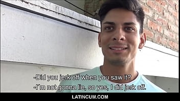 LatinCum.com - молодого точеного мускулистого латиноамериканского паренька трахнул большой хуй