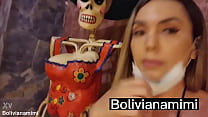 Ich zeige den mexikanischen Calacas meine Muschel ... volles Video auf bolivianamimi.tv