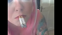 Cute BBW Tina Snua 2 Cigarettes At Once - Fetish