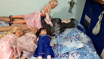 Orgia com princesas da Disney! // Parte 5 - Transando com a princesa em um vestido rosa (parcial - vídeo completo no XVIDEOS RED)
