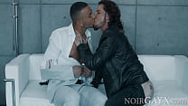 Dois gostosões gays começam a se beijar e trepar - Zario Travezz, Archer Croft