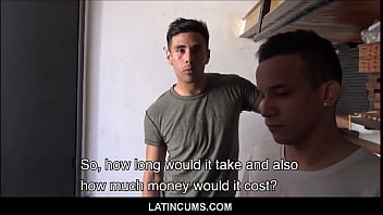 LatinCums.com - Des garçons de construction latinos baisent pour de l'argent supplémentaire