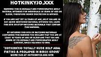 Hotkinkyjo totalement nue fist anal et prolapsus dans une forêt de bouleaux