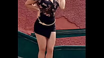 Lucecita Ceballos - Minijupe et porter des jambes