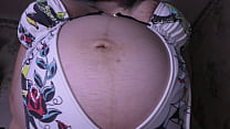 Толстая жена с огромным беременным животом скачет в позе наездницы своего муженька, пока она не кончит много! - Молочный марийский