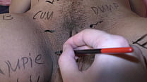 Беременная шлюшка-жена получает грязные писания на теле, животе и сиськах перед трахом - Milky Mari