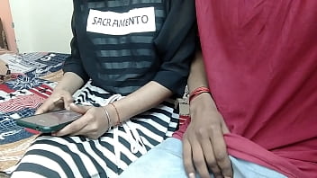 Frisch verheiratetes Paar Sexvideo mit voller Hindi-Stimme