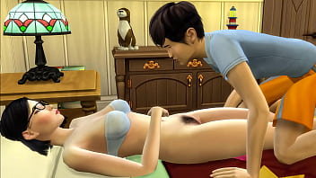 日本の義理の息子は、自慰行為をして処女だった後、ベッドで裸の継母を見つけました。