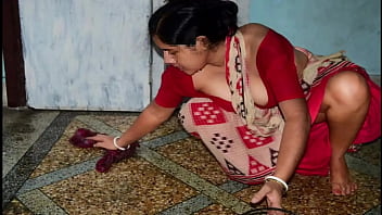 Everbest Desi Big boobs maid xxx fucking with house owner Absence of his wife - bengali xxx couple