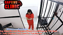 SFW - BTS no desnudos del trastorno de desviación sexual de Raya Nguyen, revisando las escenas, vea la película completa en CaptiveClinic.com