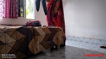 Местная индийская возбужденная мама занимается сексом в специальной комнате XXX (официальное видео от localsex31)