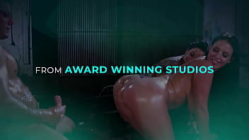 NURU MASSAGE - Naughty Liv Revamped dá massagem erótica grátis para seu vizinho apenas para montar seu pau