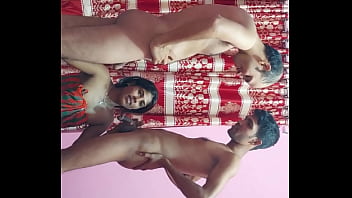 Uttaran20 - Harte Vierer-Orgie mit zwei Amateur-Paaren im Bikini, die heiß, süß, sexy und mit engen Muschis funkeln