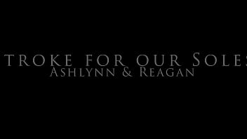 HEISSE lesbische Sohlen- und Fußanbetung JOI - Reagan Lush & Ashlynn Taylor