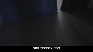 SiblingsSex - (Lana Rhoades) BMed e scopata da Creeper StepBro