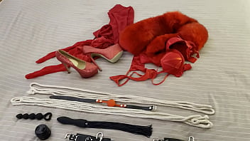 Calda milf rossa in sexy lingerie rossa legata e scopata! Bondage bendato e imbavagliato