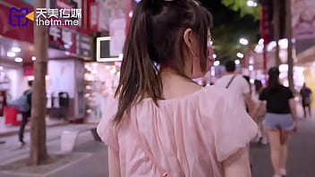 TMW092 The Most Unforgettable Summer Night: The Diary of Pure Love with Seniors [Domestic] Tianmei Media Homemade original AV with Chinese subtitles