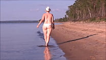 Hotties flash big natural tits - compilation video