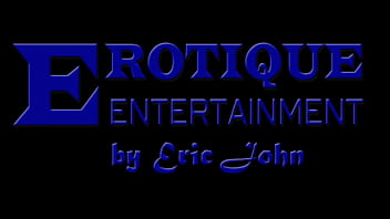 Erotique Entertainment - il trio nero e biondo vizioso ASHLEY STONE e ANA FOXXX usano il cazzo di ERIC JOHN - gli amanti della pelle verniciata vivono su ErotiqueTVLive