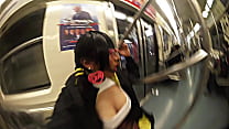 Metreando en el metro de la CDMX, gana una mamada GRATIS!