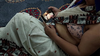 Vidéo virale de Devar Bhabhi Ki Chudai ! Porno indien en voix hindi claire...