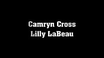 Lily Labeau se fait baiser avec Camryn Cross