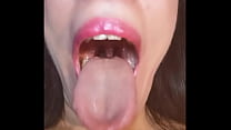 Süße junge Frau würde dich gerne in ihrem hübschen Mund haben HD (mit sexy weiblichem Dirty Talk)