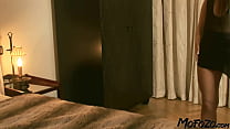 MOFOZO.com - Véritable vidéo de sexe amateur maison avec un modèle brune