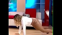 Johana San Miguel moving her ass