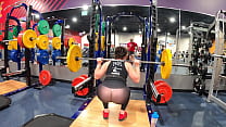 Barbell squats - insanely transparent leggings