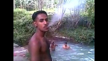 kerala boys swimming nude