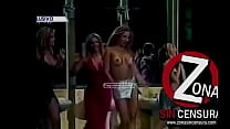 Monica Cabrejos em topless